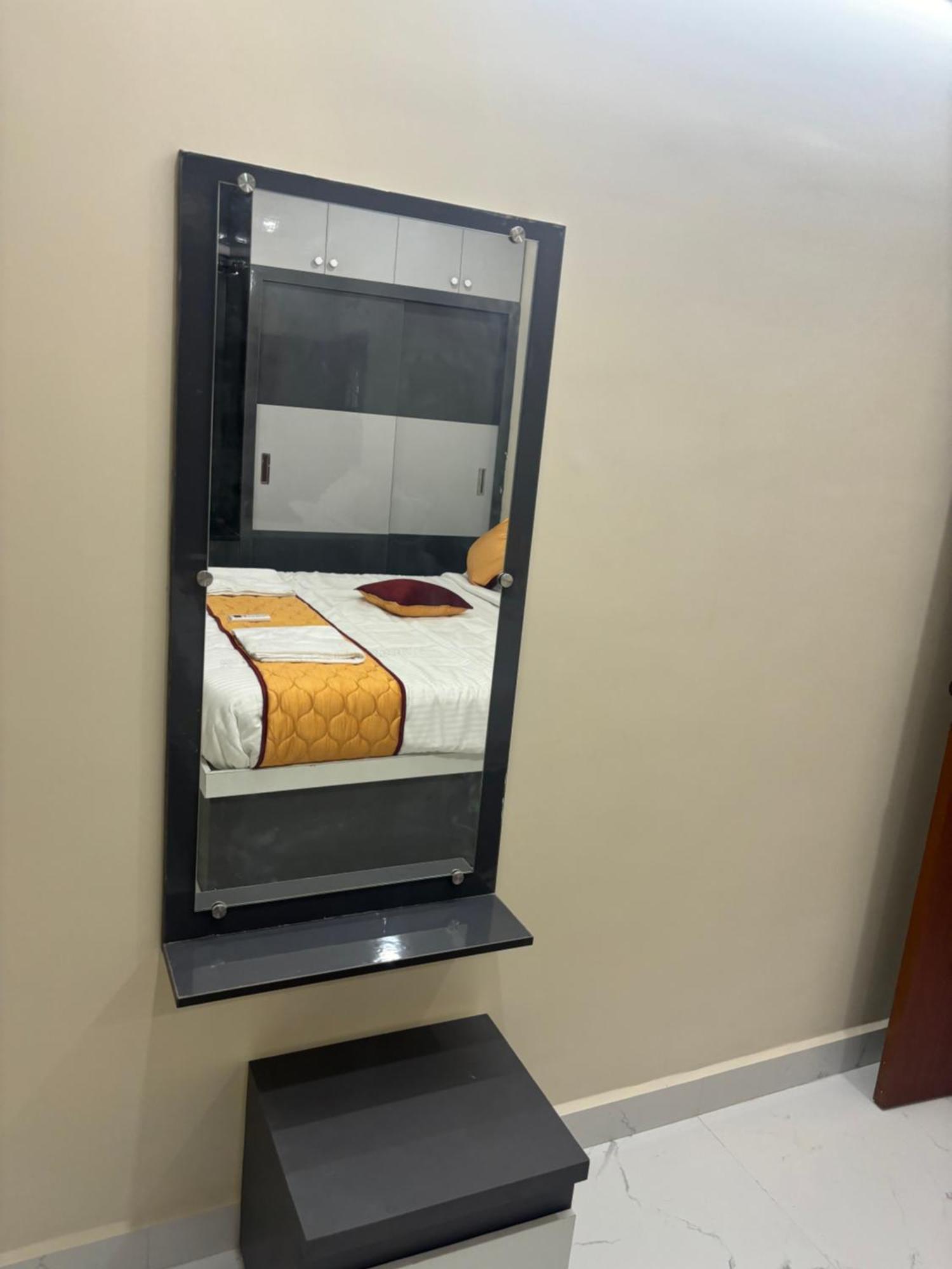 Nest Inn Homestay 티루파티 외부 사진